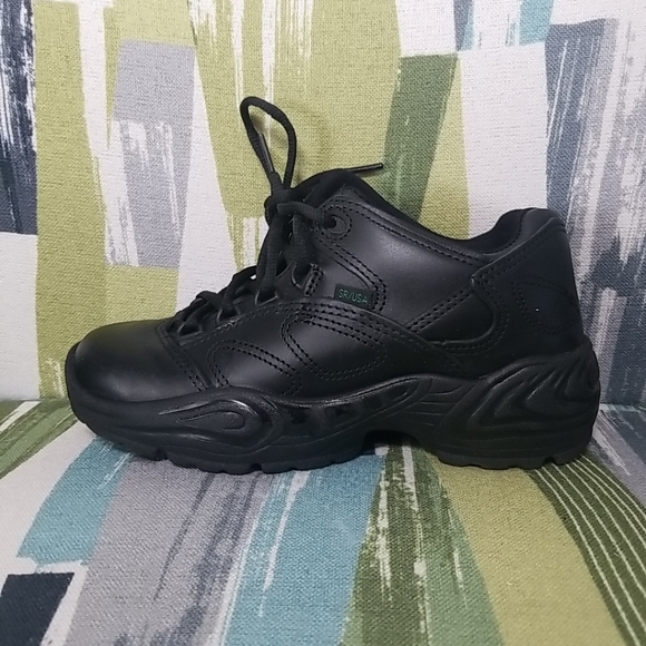 Reebok CP810 Women's Postal Certified Work Shoes Soft Toe In Black USA Size 6M - Picture 2 of 11